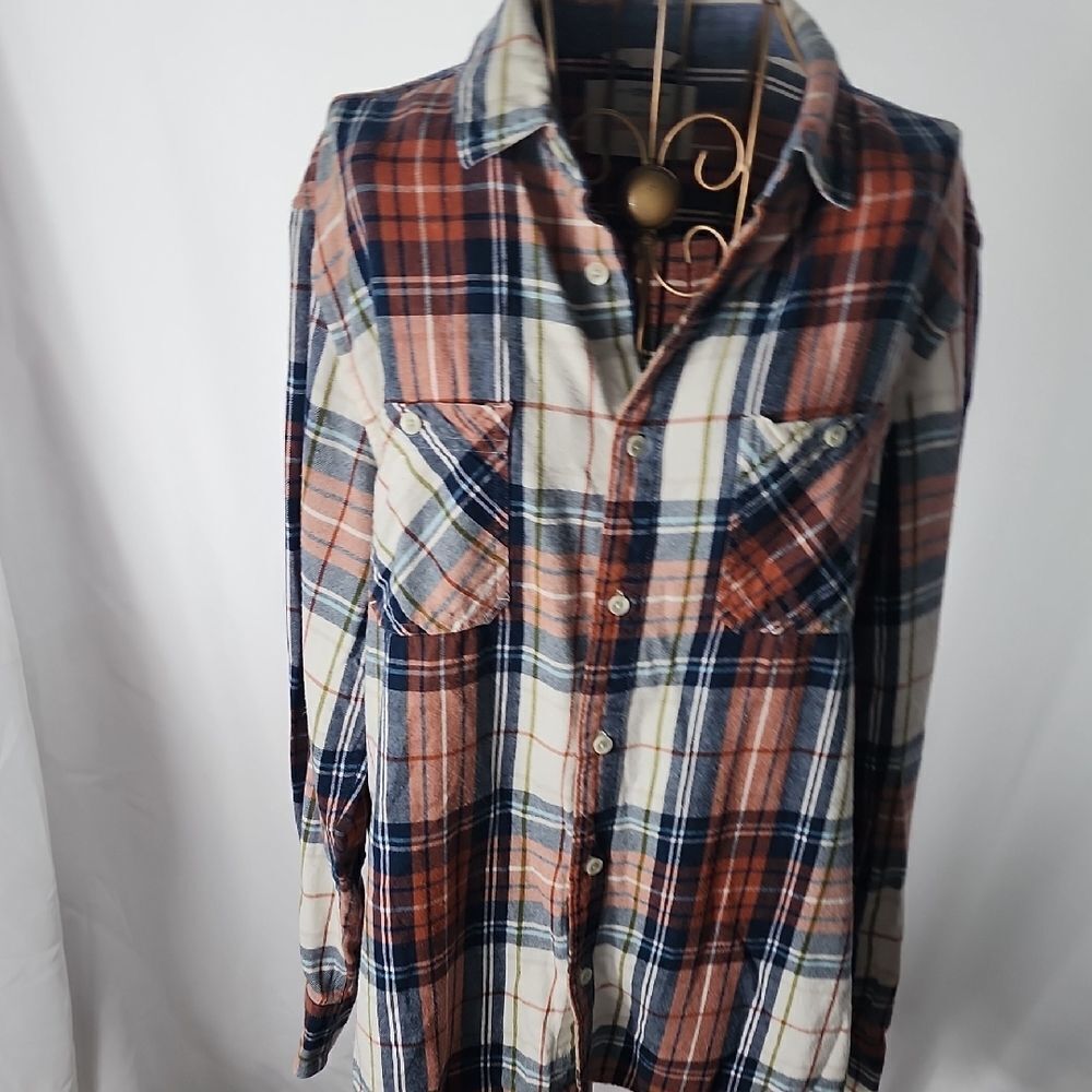 Classic Red Flannel Button Up Shirt Size M